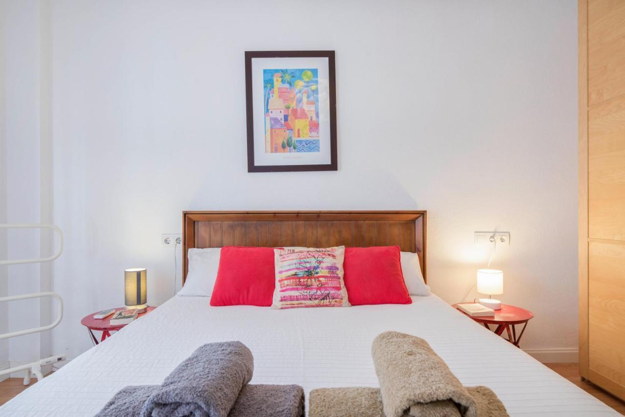 Urbanchicmalaga 3 Bedroom Spacious Quiet Historic Malaga Apt Exterior photo